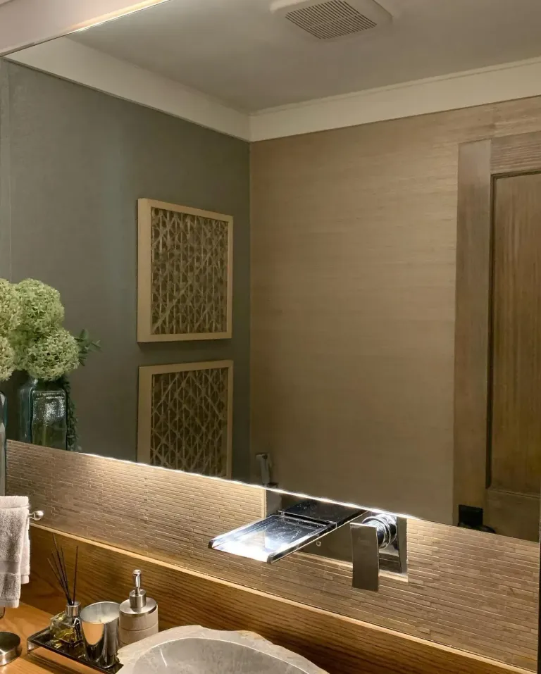 Another view of the bathroom mirror