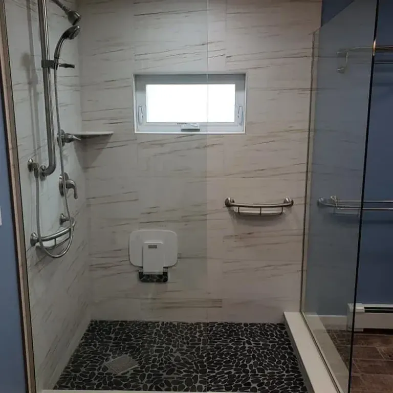 Shower door and side panel